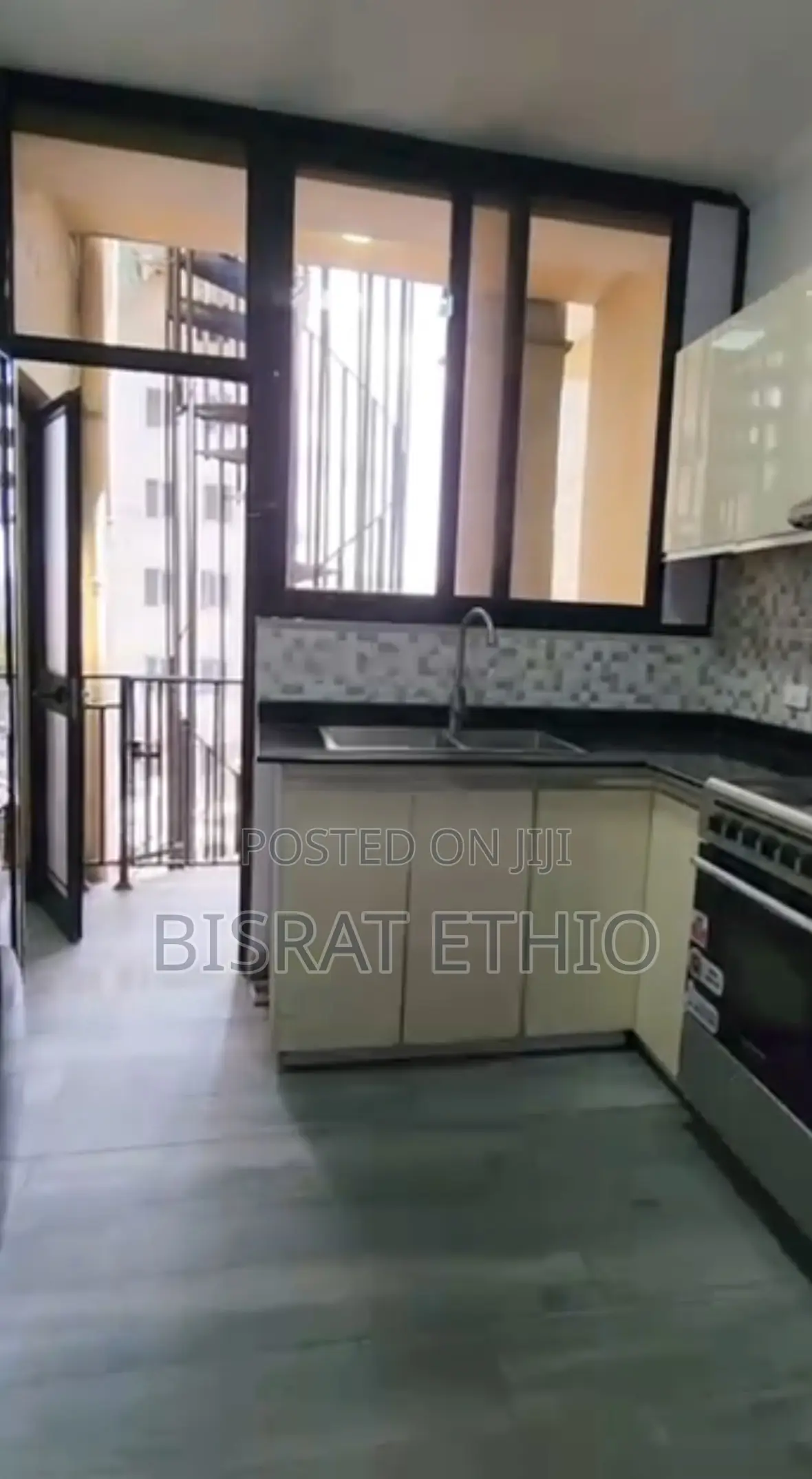 3bdrm Apartment in ቦሌ መድሃኔያለም, Bole for sale