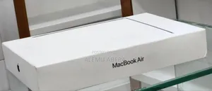 New Laptop Apple MacBook Air 2025 M4 13-inch 16GB Apple M4 SSD 256GB