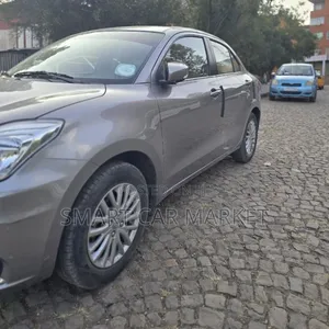 Suzuki Dzire 2022 Silver