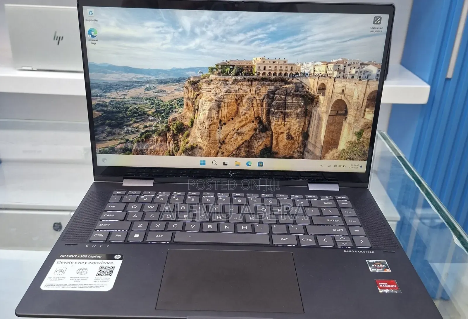 New Laptop HP Envy X360 8GB AMD Ryzen 5 SSD 512GB