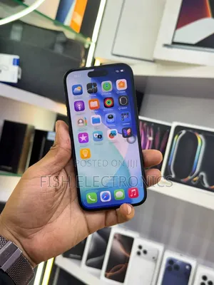 New Apple iPhone 16 256 GB Black