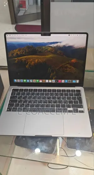 New Laptop Apple MacBook 8GB SSD 512GB