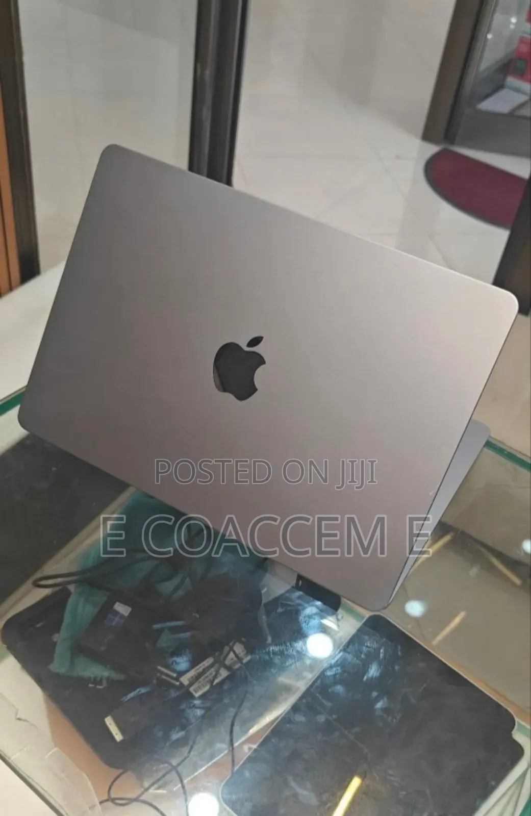 New Laptop Apple MacBook 8GB SSD 512GB