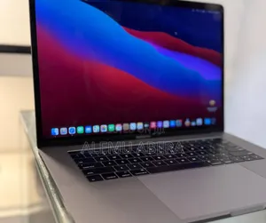 New Laptop Apple MacBook Pro 2016 16GB Intel Core i7 SSD 256GB