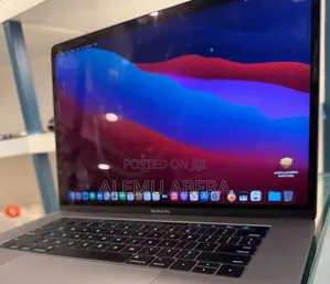 New Laptop Apple MacBook Pro 2016 16GB Intel Core i7 SSD 256GB