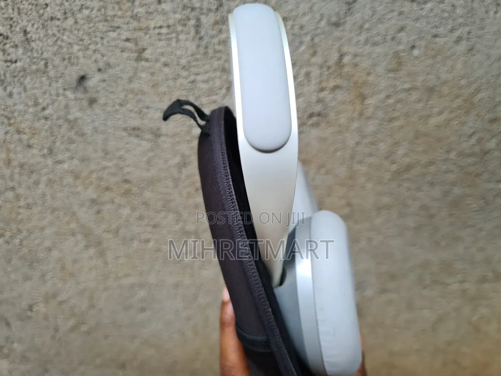 Bose Premium Headphone