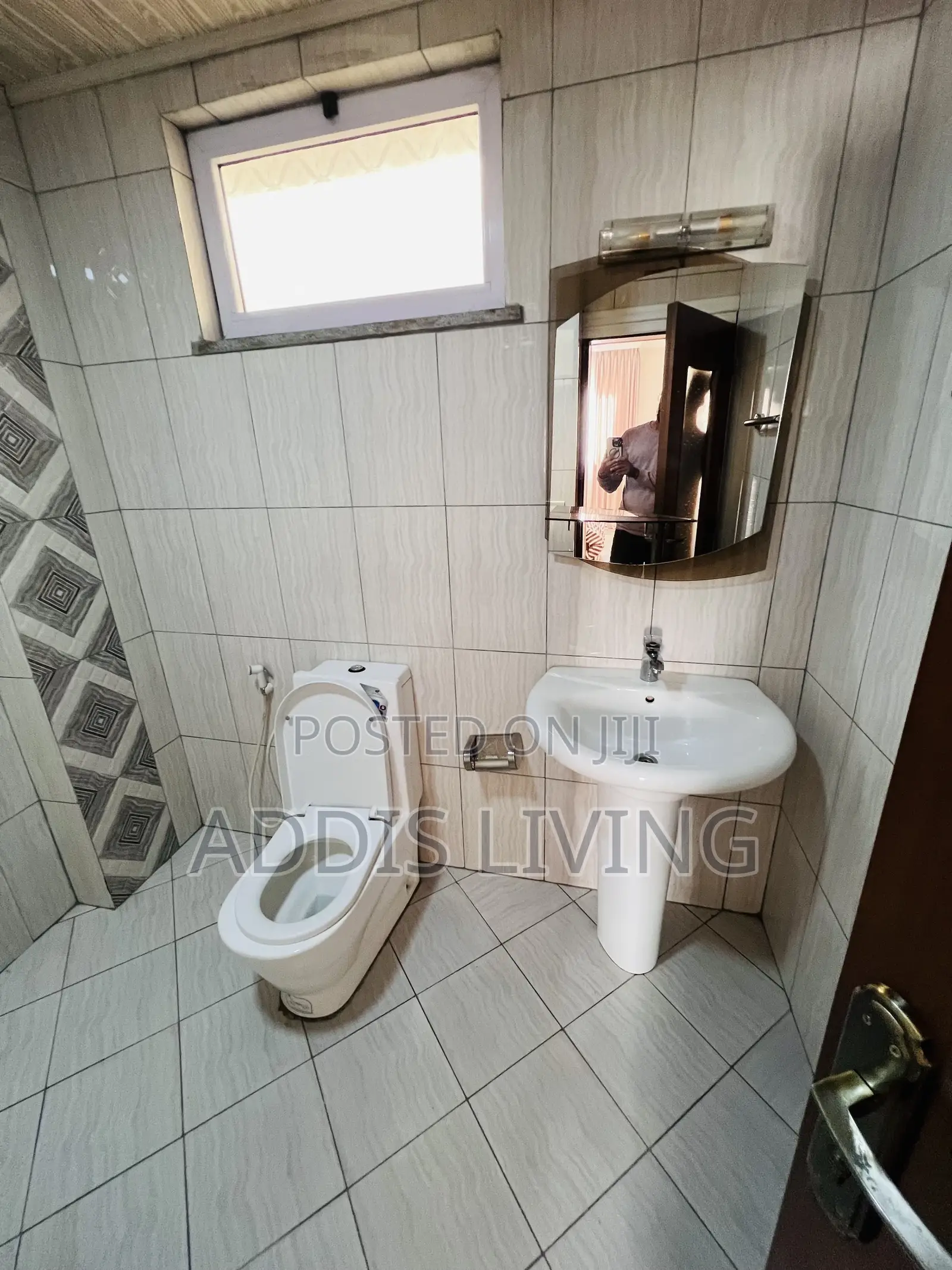 Furnished 2bdrm Apartment in Bole for rent