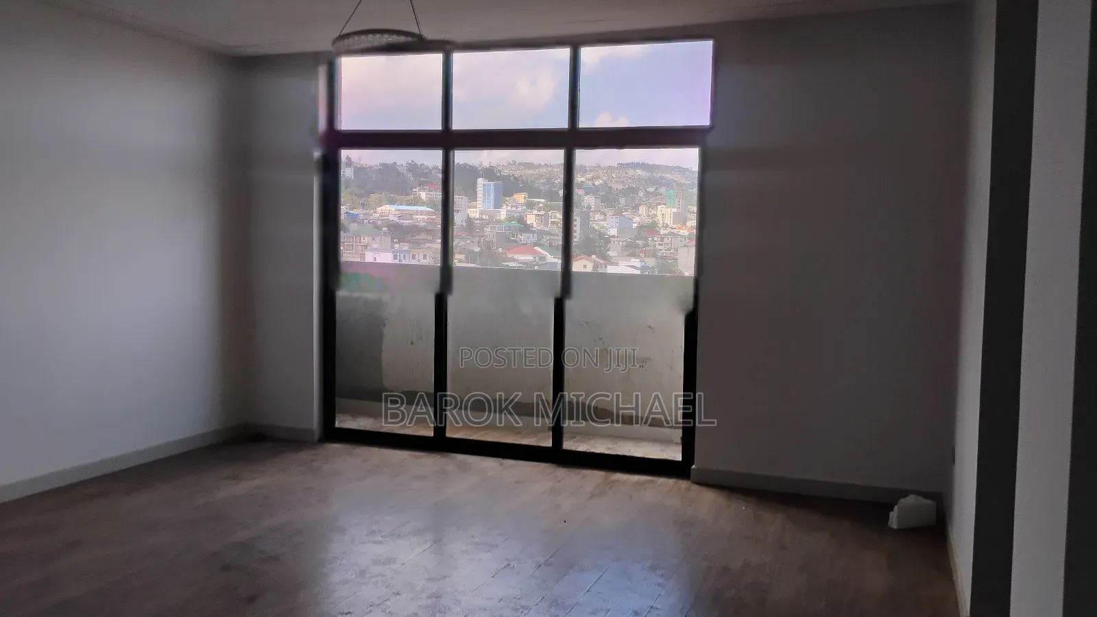 3bdrm Apartment in Yeka for rent