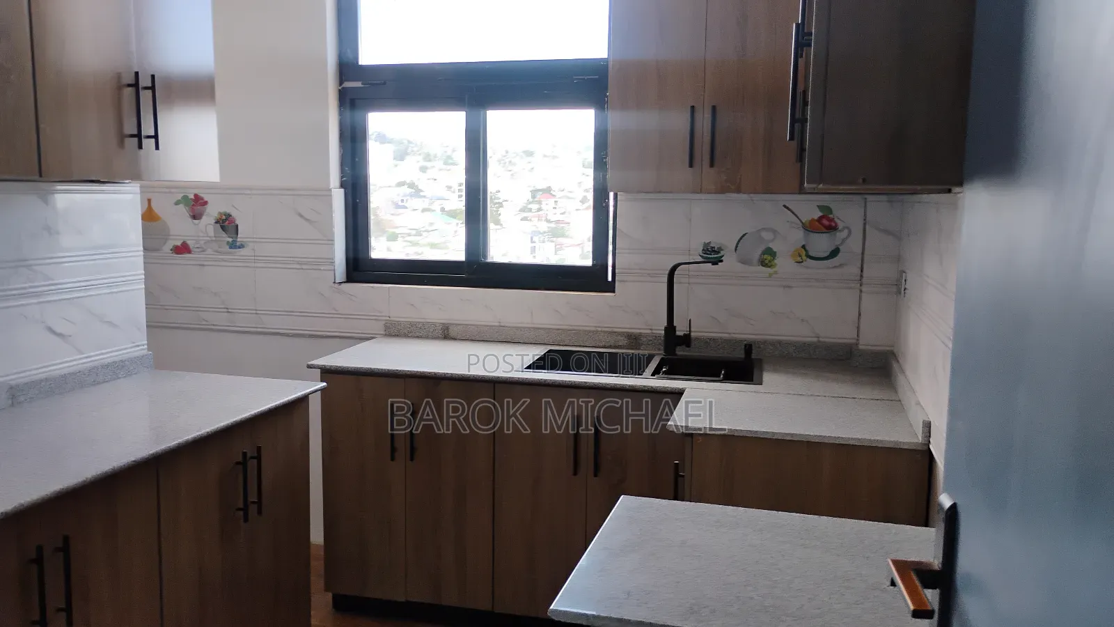 3bdrm Apartment in Yeka for rent