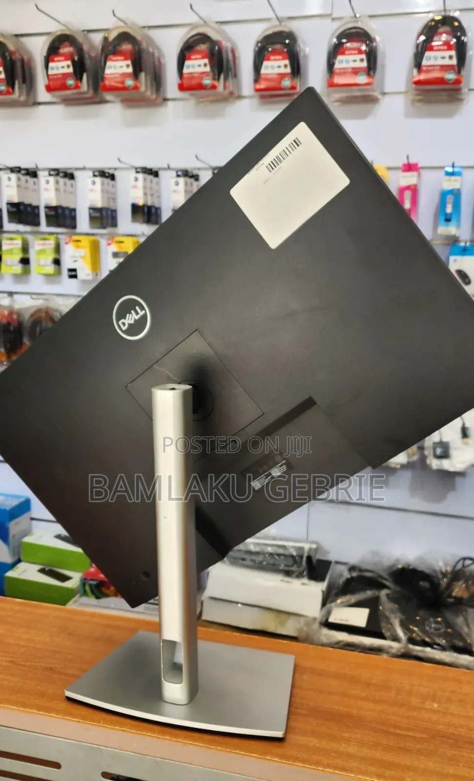Dell Monitor 27 Inch Screen Size 180° Rotation Resolution