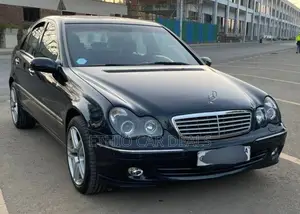 Mercedes-Benz C180 2005 Black