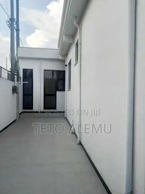 Furnished 5bdrm Villa in 🏡 የሚሸጥ ዘመናዊ ቪላ –, Bole for sale