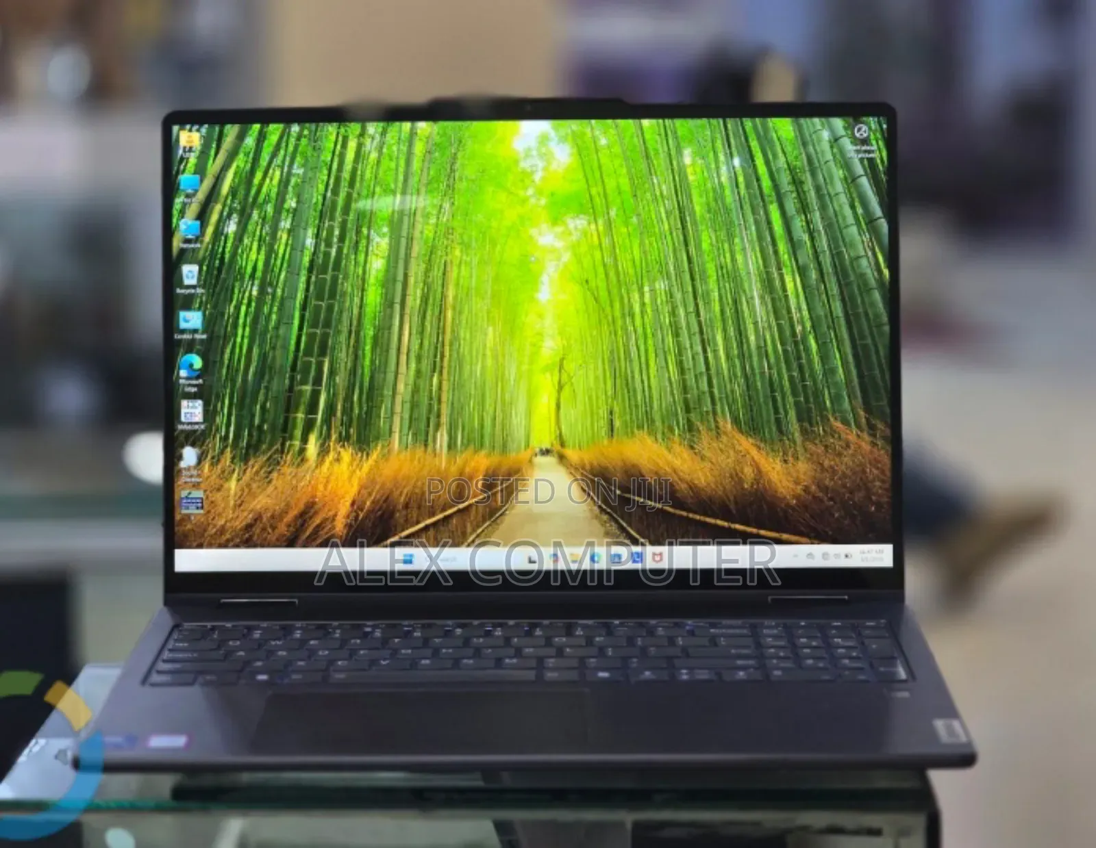 New Laptop Lenovo Yoga 7i 16GB SSD 512GB