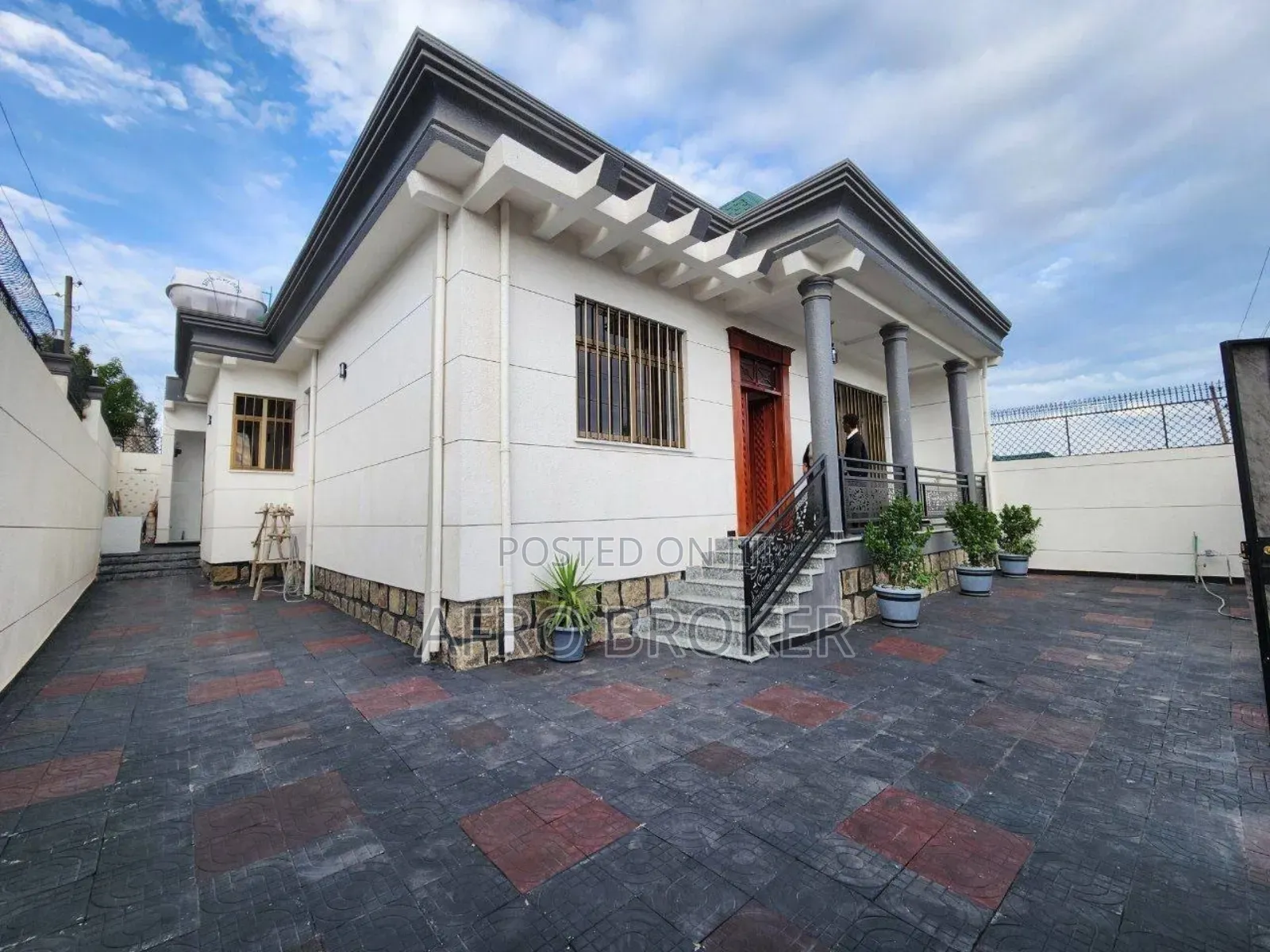 Furnished 4bdrm Villa in Kality, Akaky Kaliti for sale