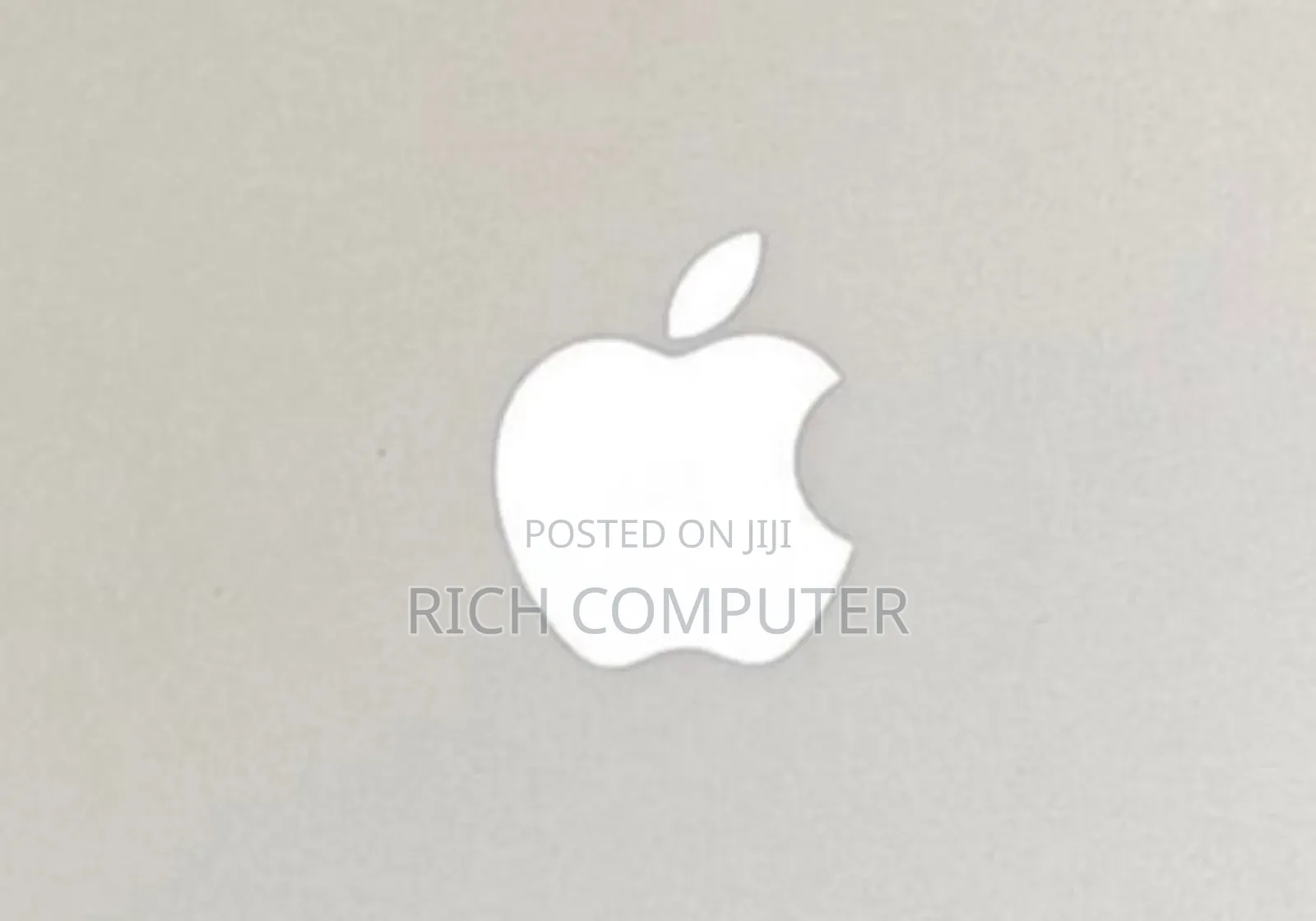 New Laptop Apple MacBook Pro 2017 8GB Intel Core i7 SSD 512GB