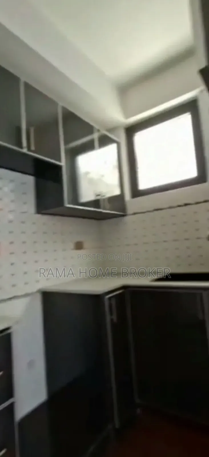 Furnished 3bdrm Apartment in አያት ኖኀ, Yeka for sale