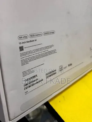 New Laptop Apple MacBook Air 2024 M3 13-inch 16GB Apple M4 SSD 512GB