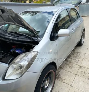 Toyota Yaris 1.3 2006 Silver