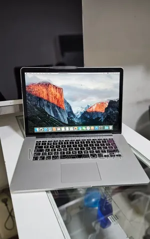 New Laptop Apple MacBook Pro 2015 16GB Intel Core i7 SSD 256GB