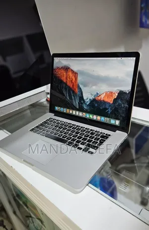 New Laptop Apple MacBook Pro 2015 16GB Intel Core i7 SSD 256GB