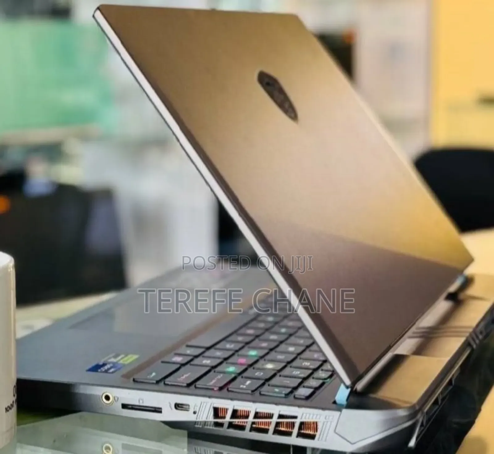 New Laptop MSI Vector GP68 HX 13V 16GB Intel Core i9 SSD 1T