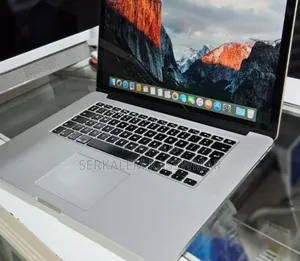 New Laptop Apple MacBook Pro 2015 16GB Intel Core i7 SSD 256GB