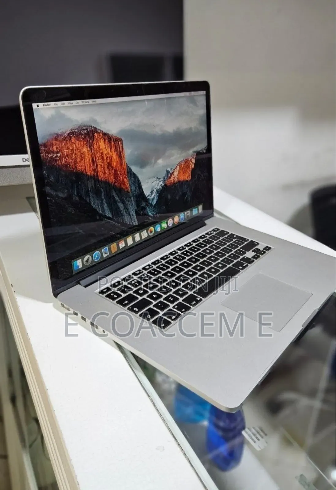 New Laptop Apple MacBook 16GB Intel Core i7 SSD 256GB