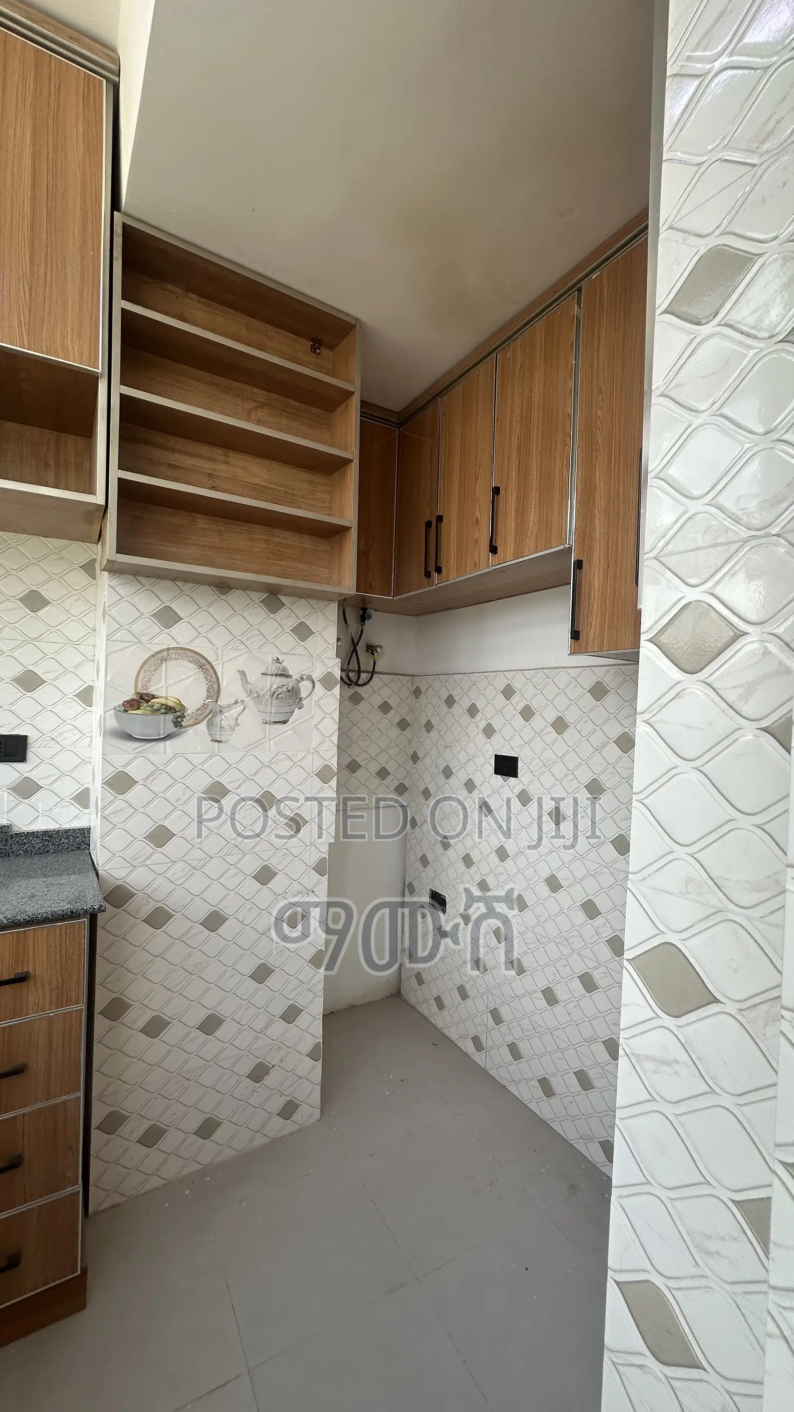 Furnished 2bdrm Condo in አዲስ አበባ ቦሌ በሻሌ, Bole for sale