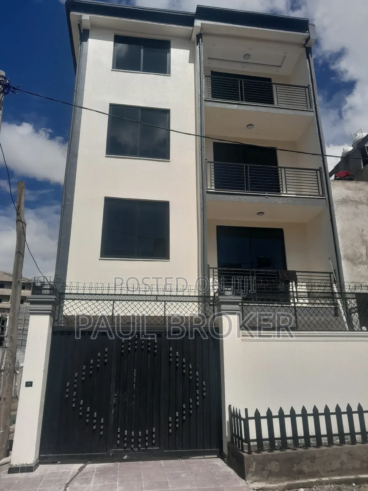 Furnished 7bdrm House in Akaky Kaliti for sale