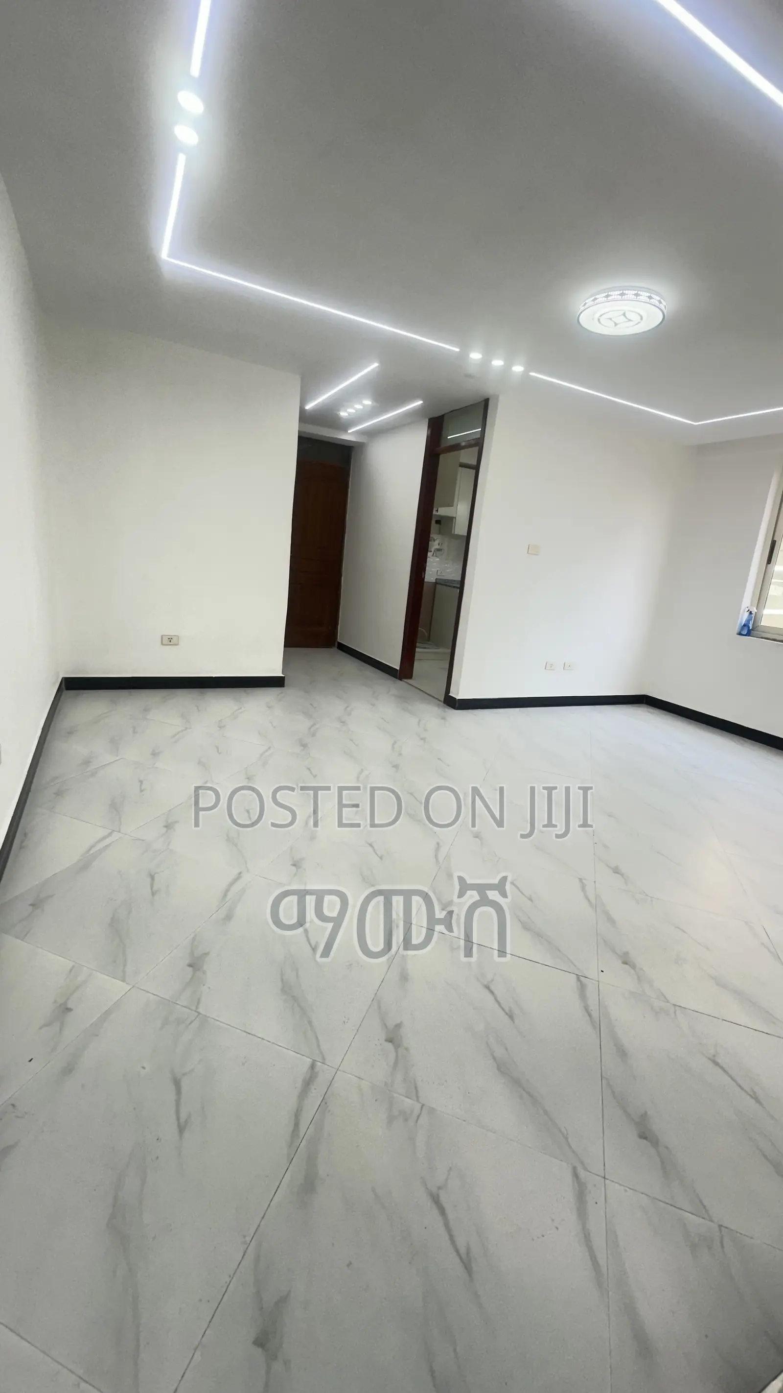 Furnished 3bdrm Condo in አያት, Bole for sale