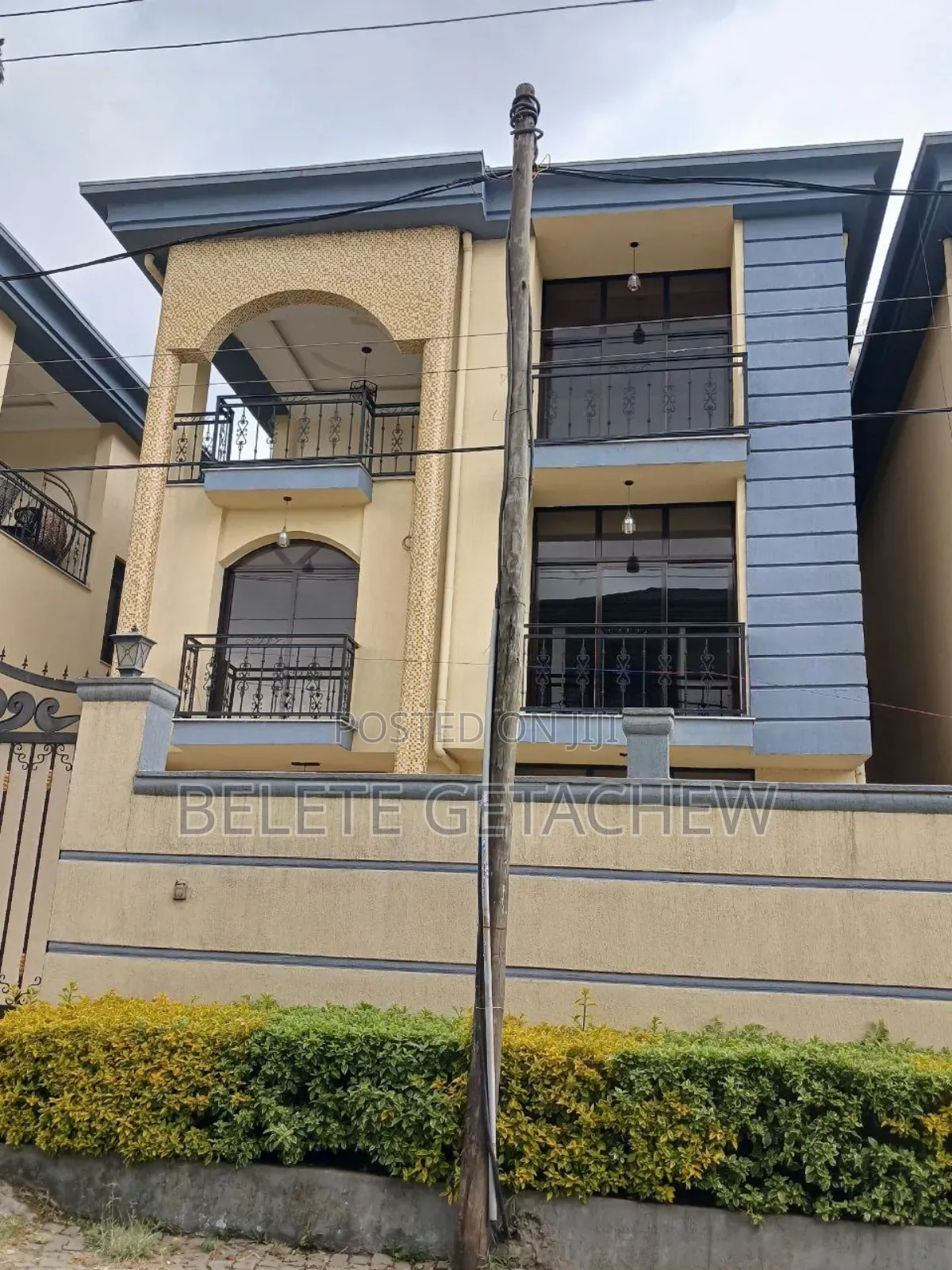 8bdrm House in Semit Fyelbet, G+2, Bole for sale