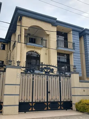 8bdrm House in Semit Fyelbet, G+2, Bole for sale