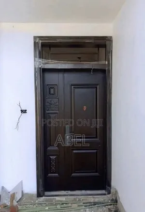 ከፍተኛ ጥራት በእጅዎ – Victor Doors ሽያጭ!