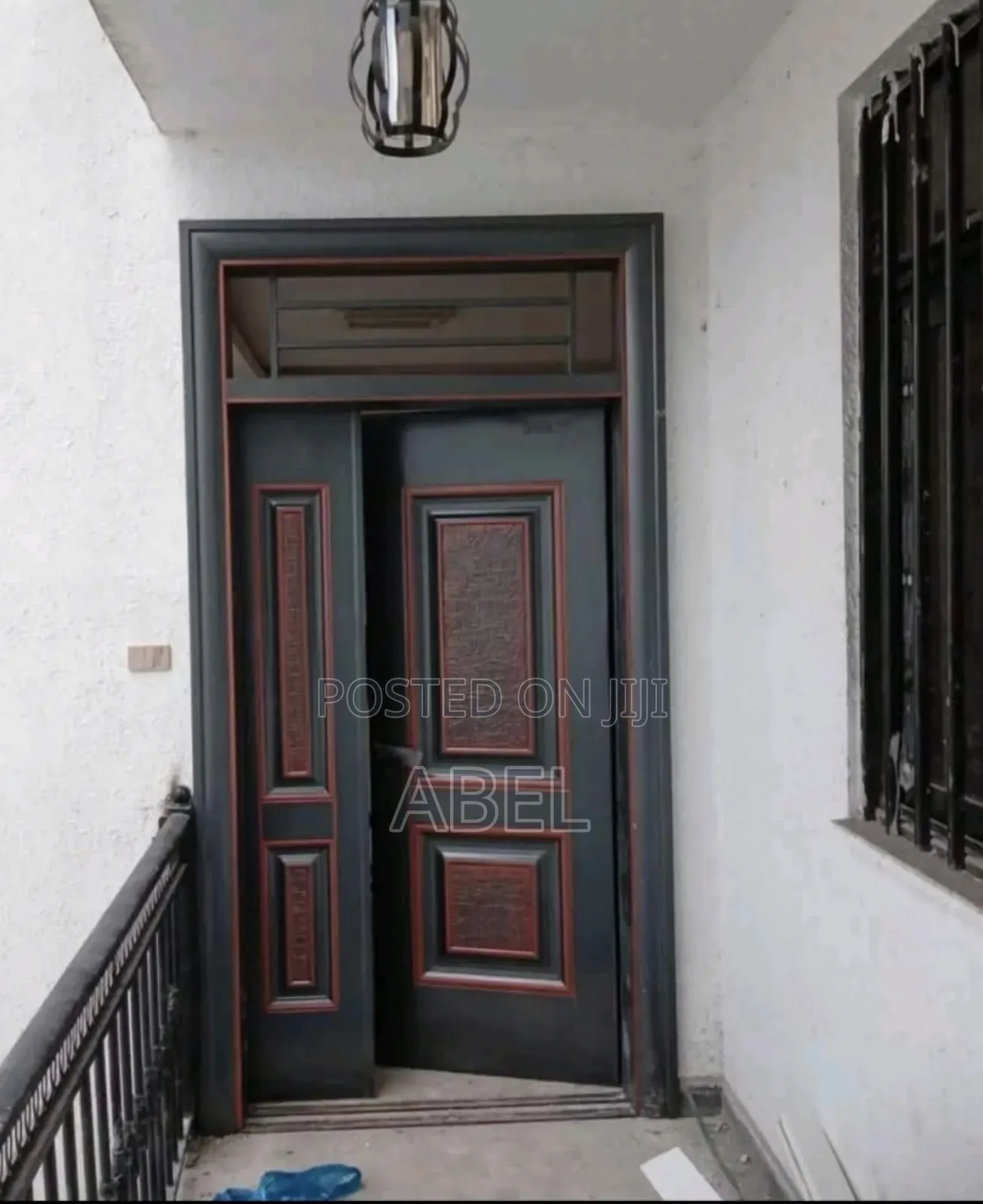 ከፍተኛ ጥራት በእጅዎ – Victor Doors ሽያጭ!