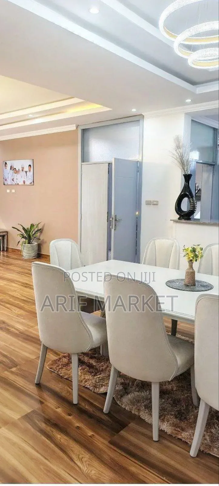 7bdrm House in Yeka for sale