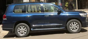 Toyota Land Cruiser 4.5 V8 VXR 2018 Blue