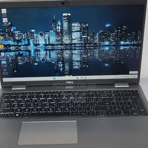 New Laptop Dell Precision 5540 32GB Intel Core i7 SSD 512GB