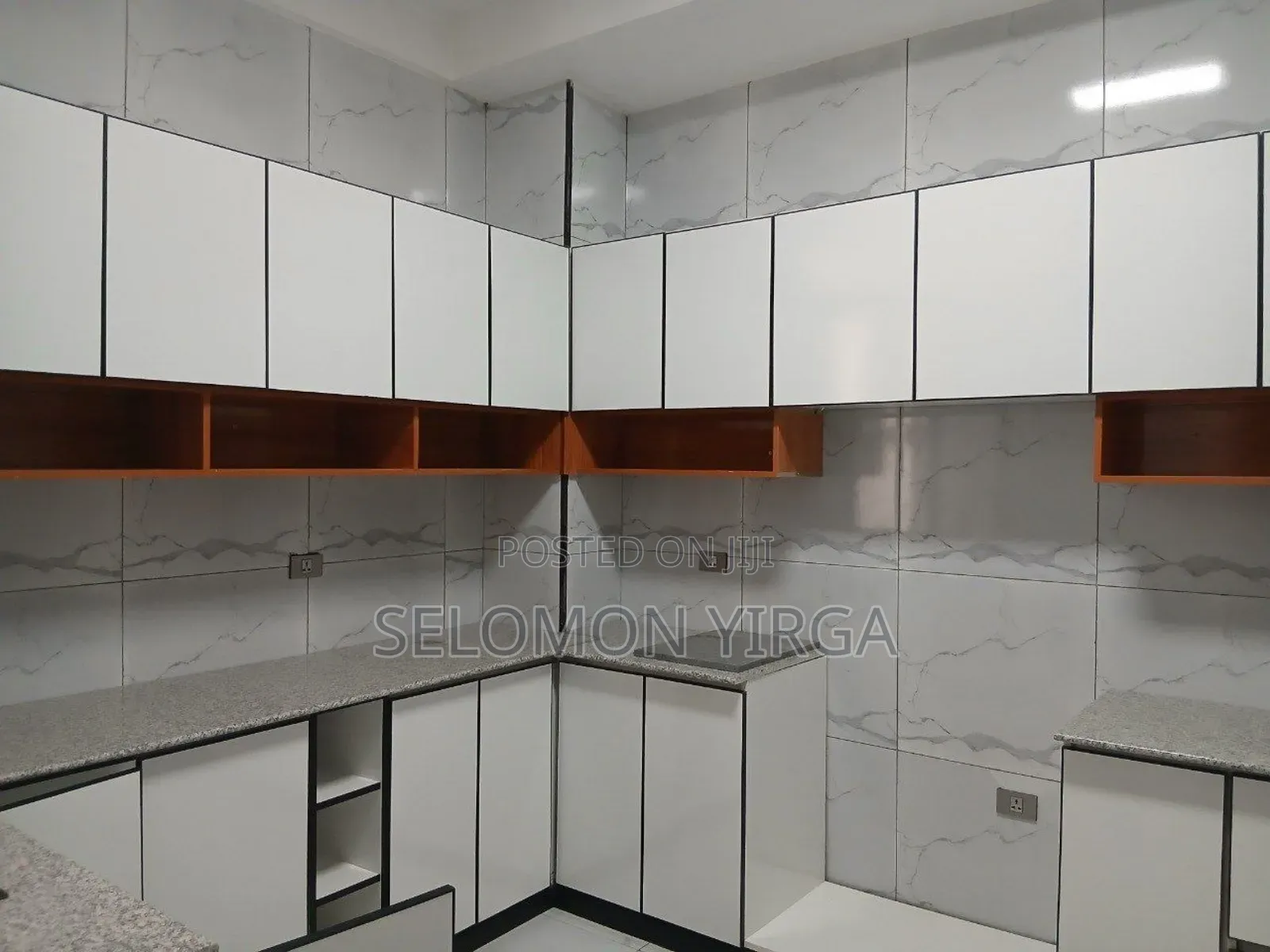 7bdrm House in አድስአበባ, Bole for sale