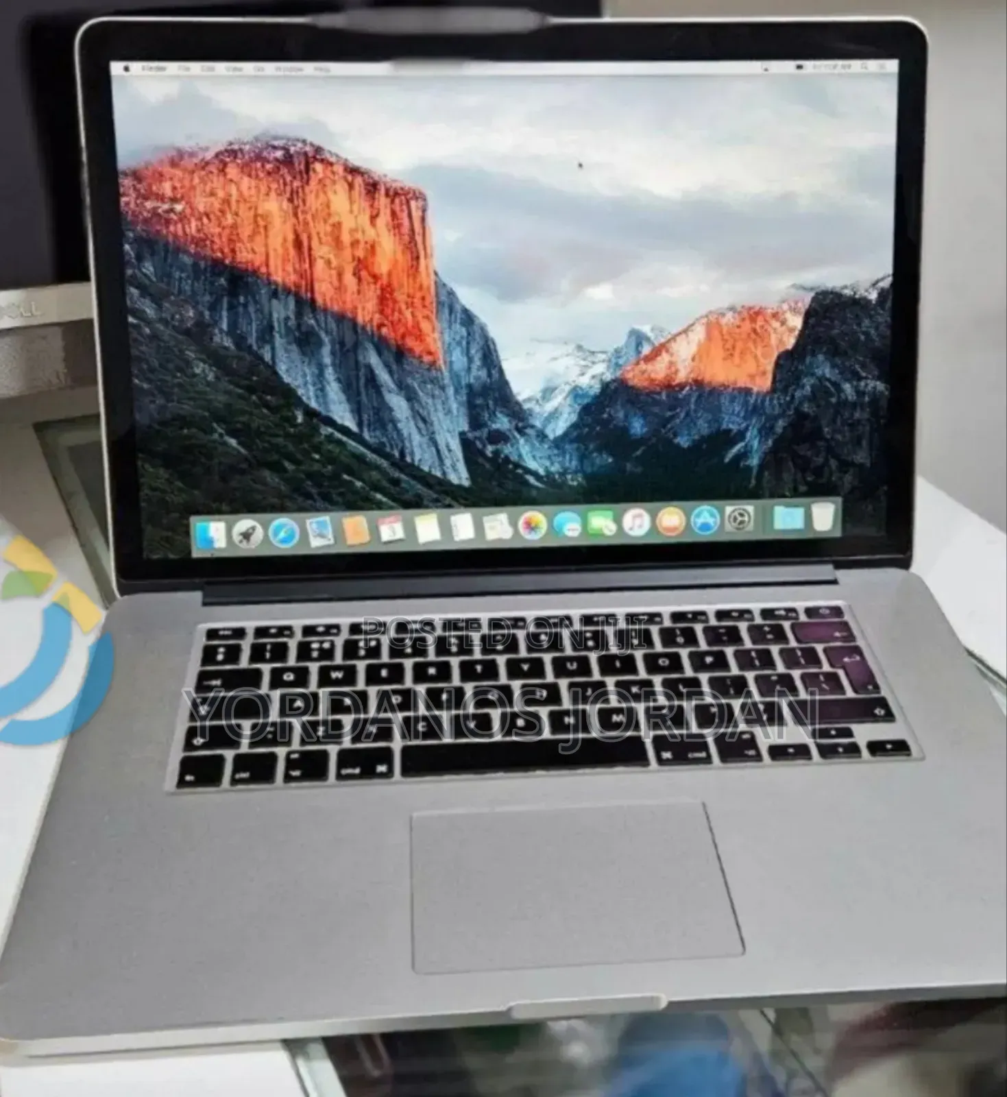 New Laptop Apple MacBook Pro 2015 16GB Intel Core i7 SSD 256GB