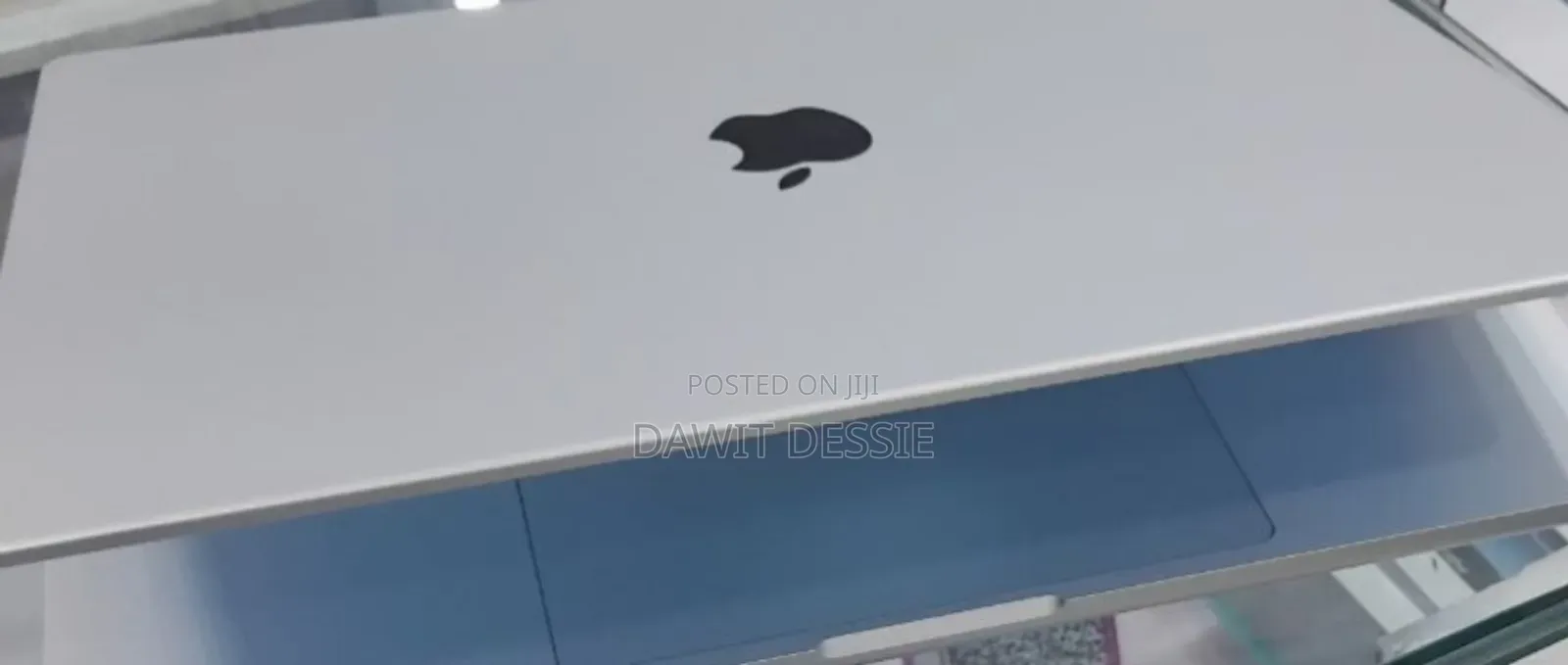 New Laptop Apple MacBook Pro 2021 M1 32GB Apple M1 Pro SSD 1T