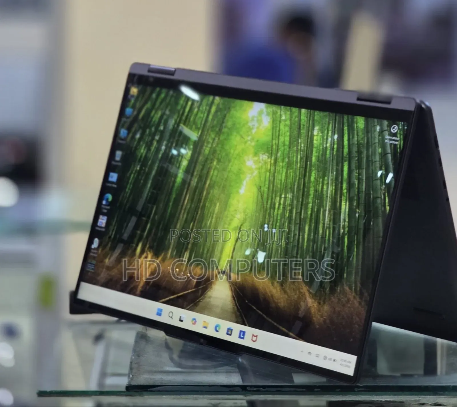 New Laptop Lenovo Yoga 7i 16GB Intel Core Ultra 5 SSD 512GB
