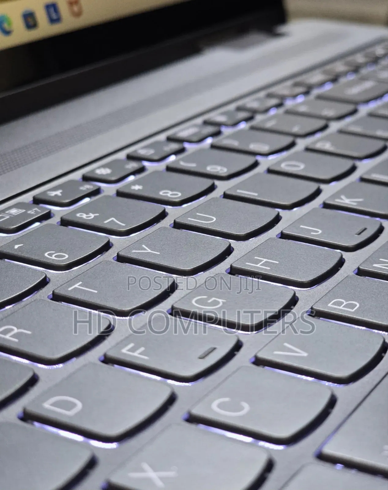 New Laptop Lenovo Yoga 7i 16GB Intel Core Ultra 5 SSD 512GB