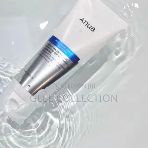 The Anua 8 Hyaluronic Acid Hydrating Gentle Foaming Cleanser