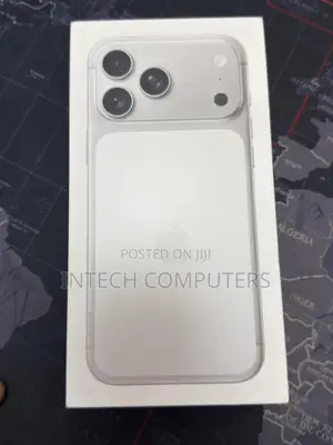 New Apple iPhone 17 Pro Max 256 GB Silver