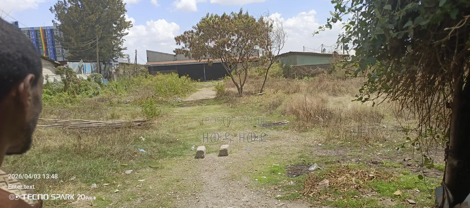 የሚከራይ ጋራጅ ላፍቶ