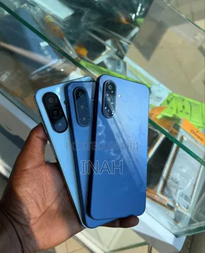 New Samsung Galaxy A17 5G 256 GB