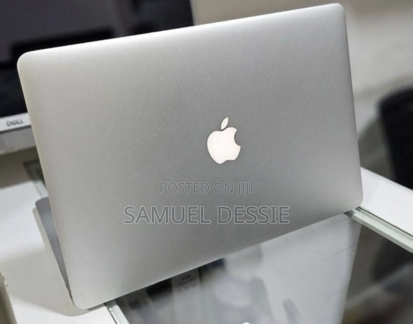 New Laptop Apple MacBook Pro 2015 16GB Intel Core i7 SSD 256GB