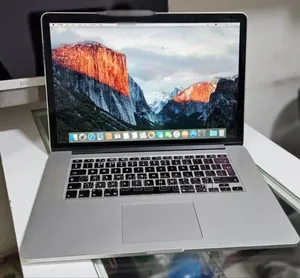 New Laptop Apple MacBook Pro 2015 16GB Intel Core i7 SSD 256GB
