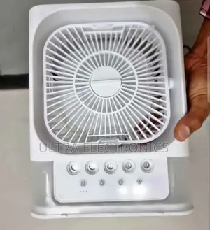Humidifier Portable Desktop Spray Fan and Mini Air Cooler .