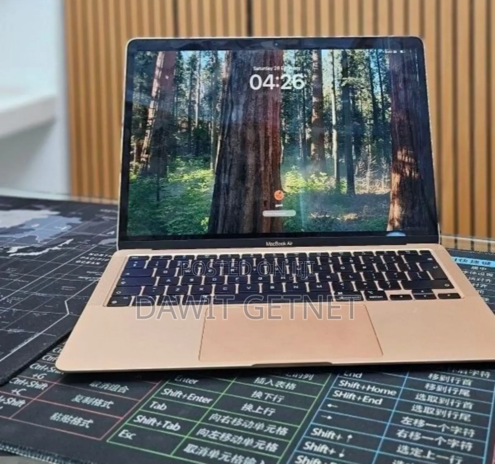 New Laptop Apple MacBook Air 2020 M1 8GB Apple M1 SSD 256GB